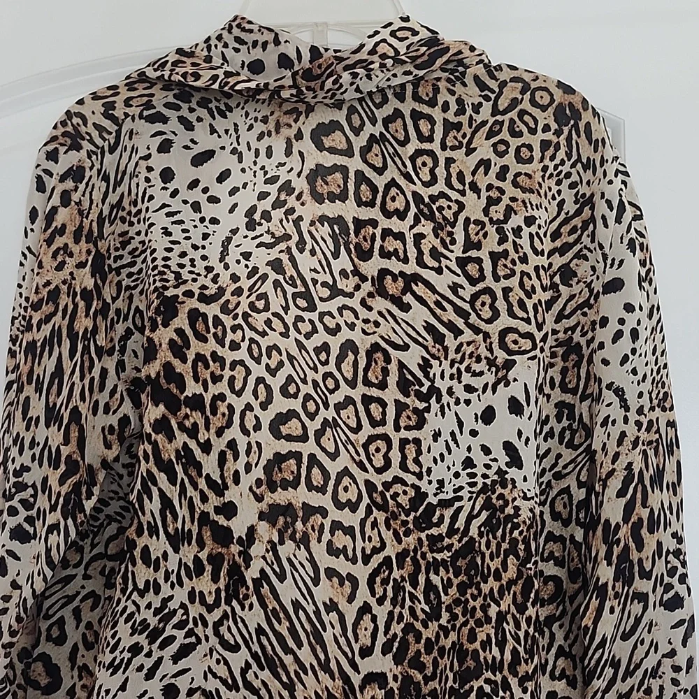 Vintage Cache Bodysuit Plunge V Neck Animal Print Long Sleeves Top Size M - Picture 9 of 13